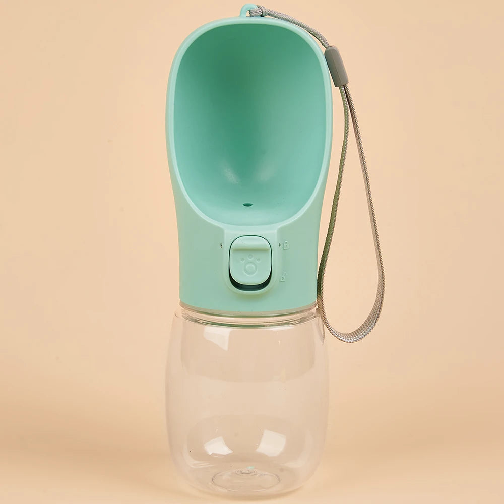 Tragbare Hunde-Trinkflasche – Auslaufsicherer Wasserbehälter für Hunde & Katzen, ideal für Spaziergänge & Reisen